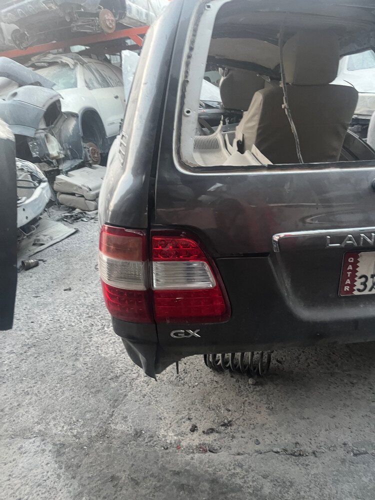 Land Cruiser 2000 - 1