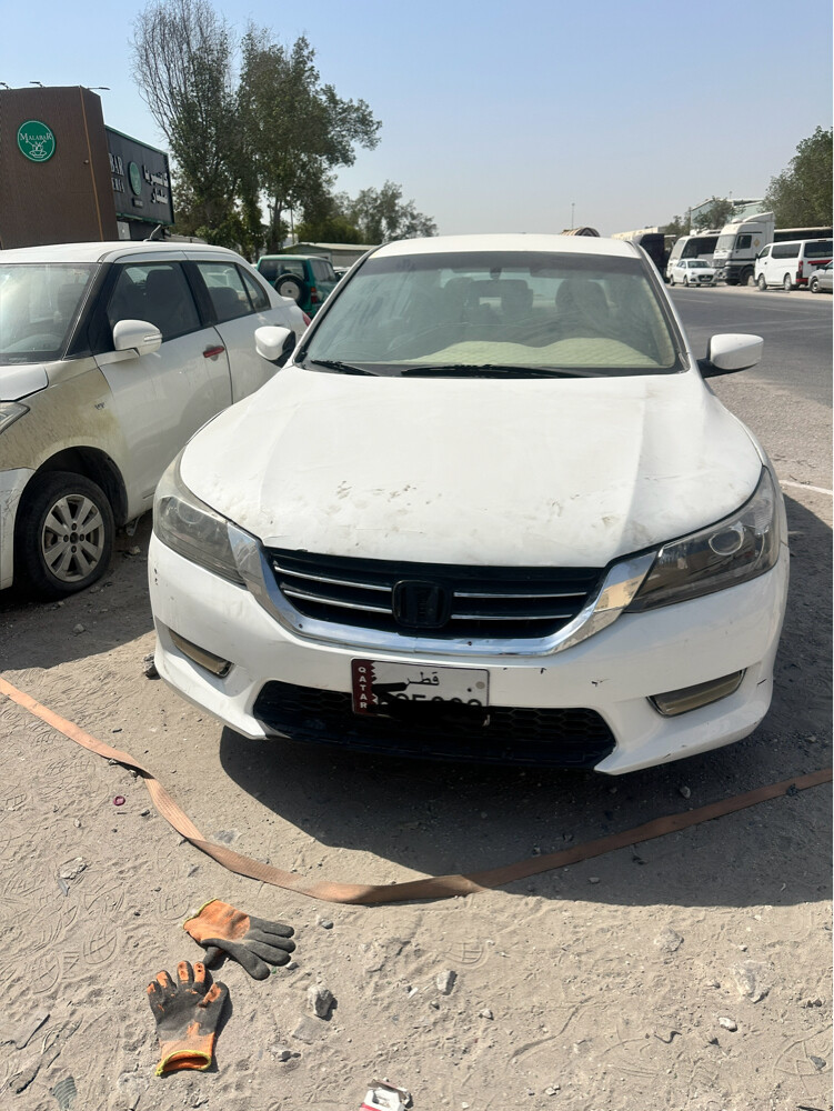 Honda accord all parts available  - 3