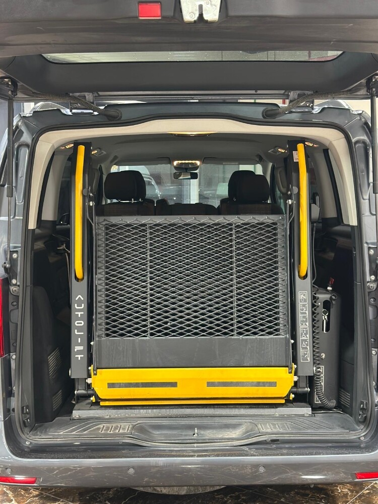 MERCEDES VITO - 7