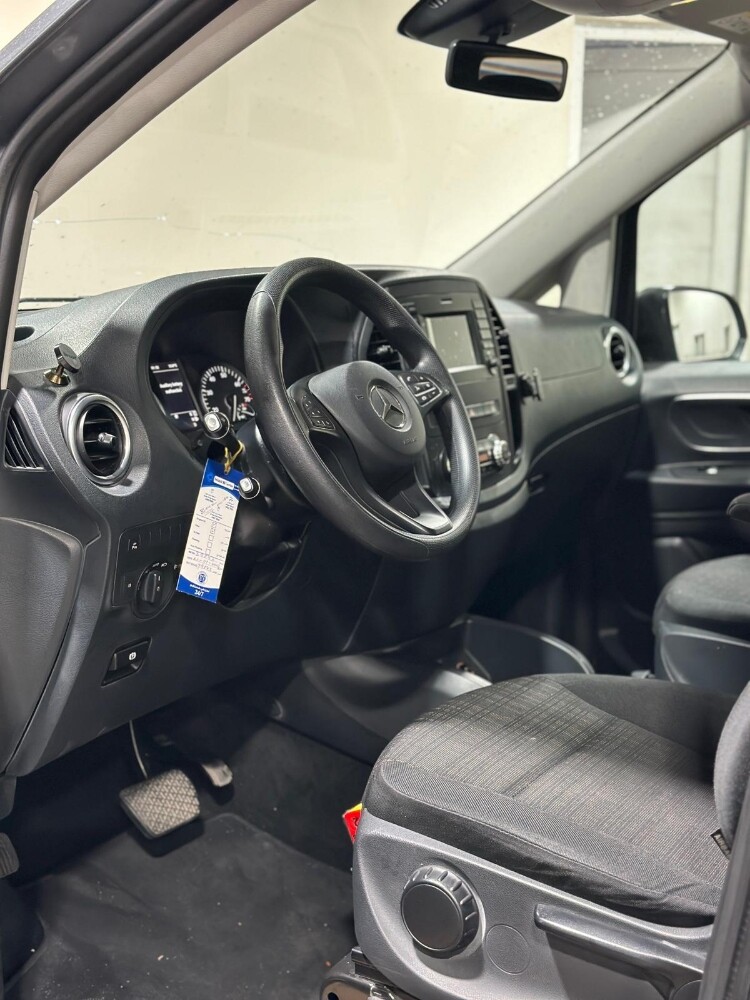 MERCEDES VITO - 4