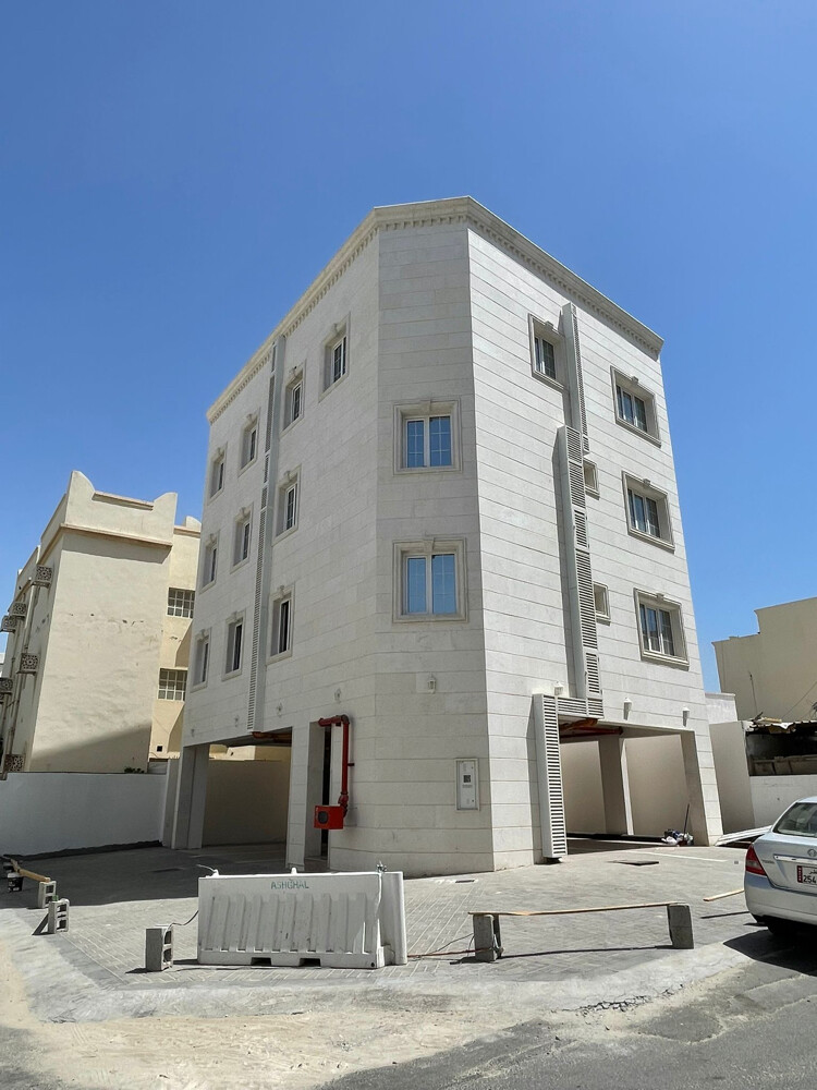 بن عمران للبيع عمارة جديدة 243 م - 1