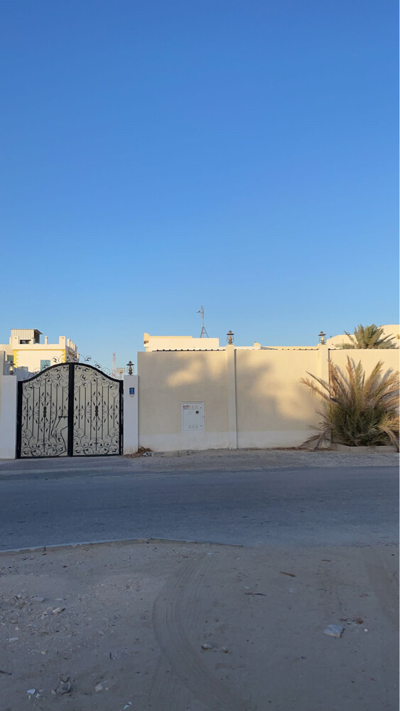 بيت شعبي بموقع مميز للبيع  - 4