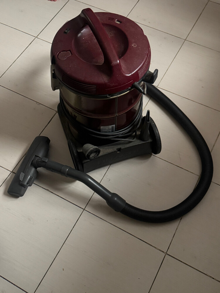 Hitachi vacuum cleaner  - 5