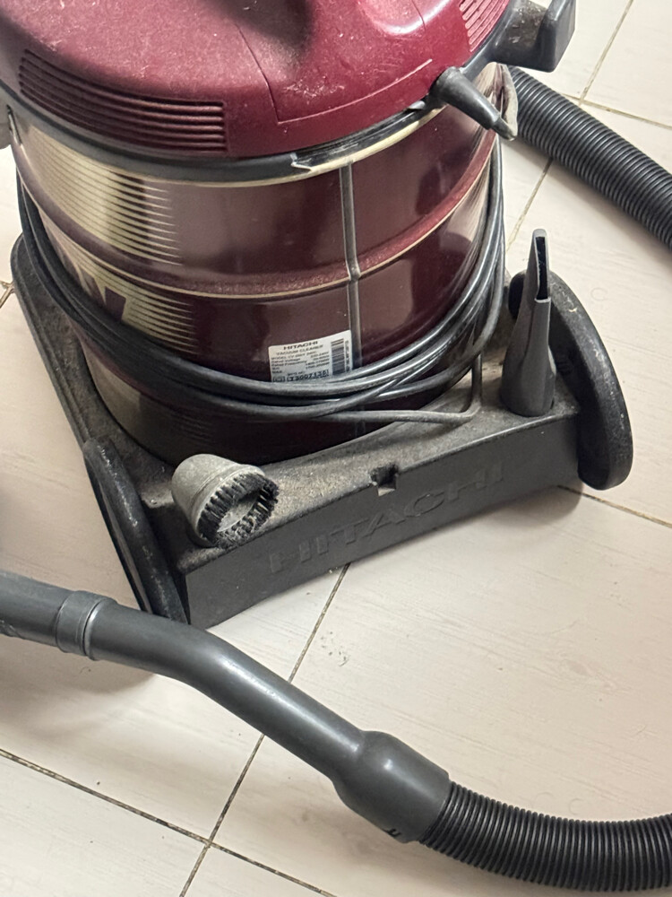 Hitachi vacuum cleaner  - 3