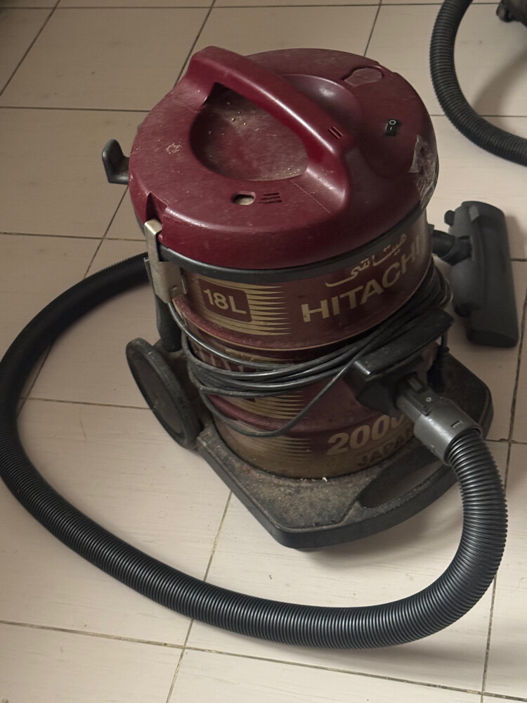Hitachi vacuum cleaner  - 1