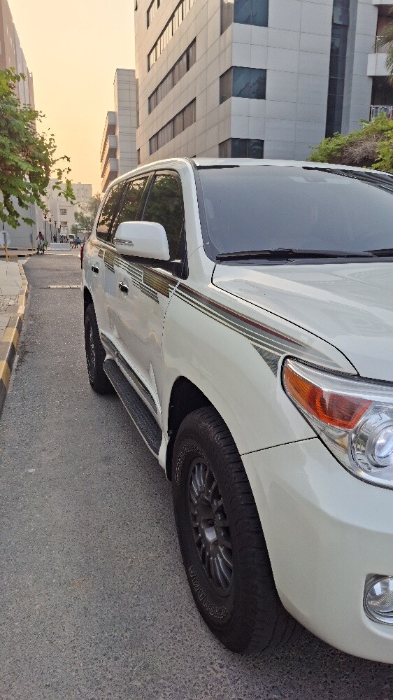 Toyota Land Cruiser 2010 - 1