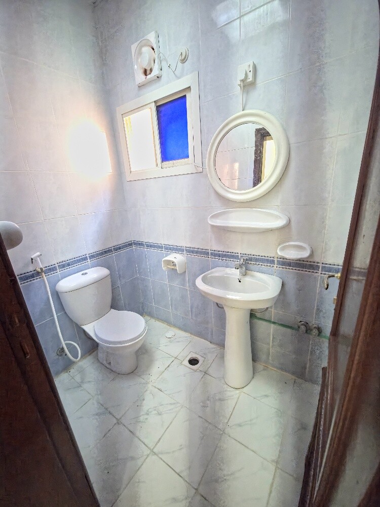 Flats for rent in bin - 4