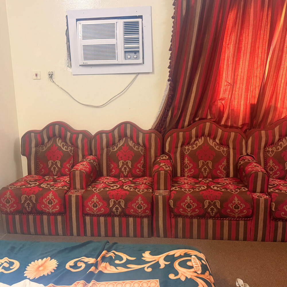 arabic sofas 9 pices with tables  - 1