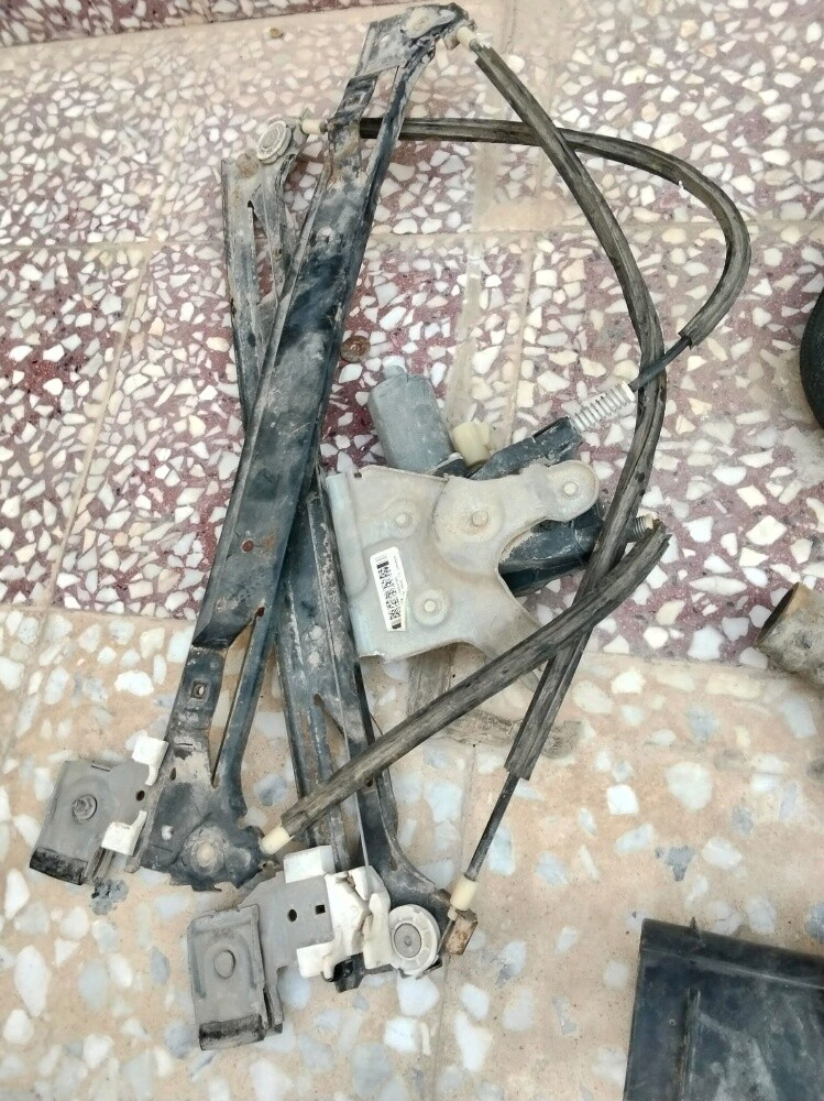 Envoy trailblazer spare parts - 1