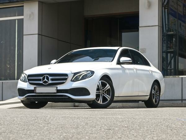 Mercedes E 200 2020 - 1
