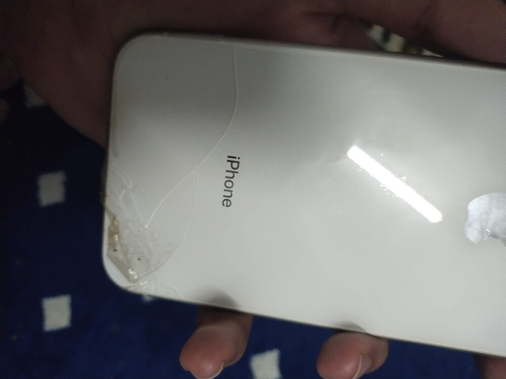 iphone xr - 5