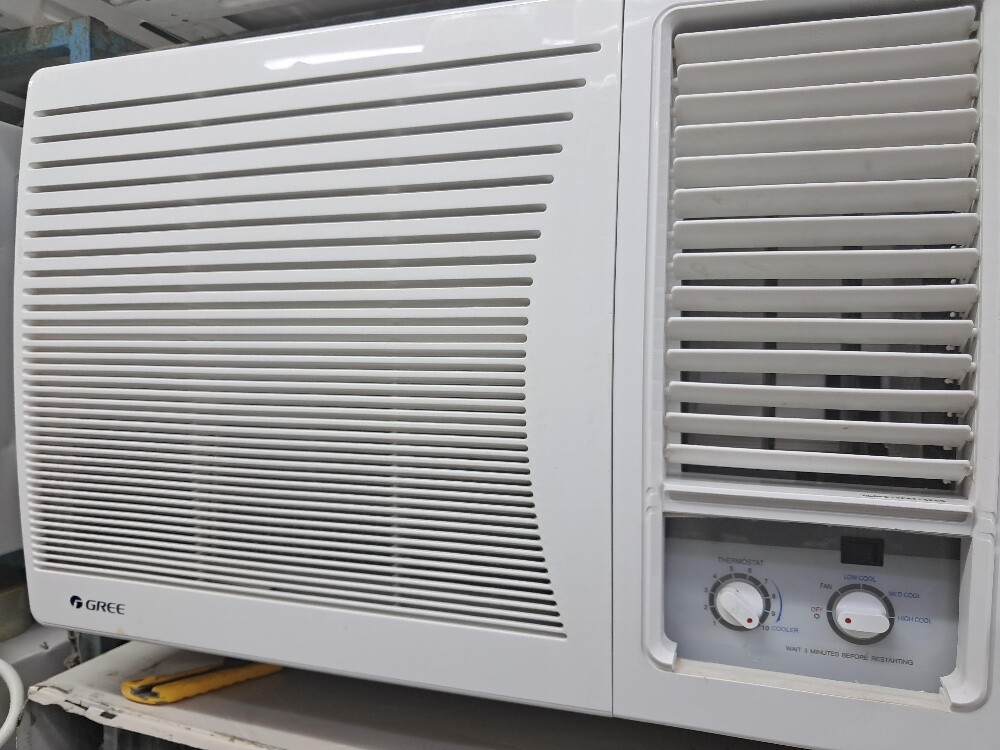 WINDOW AC Selling - 4