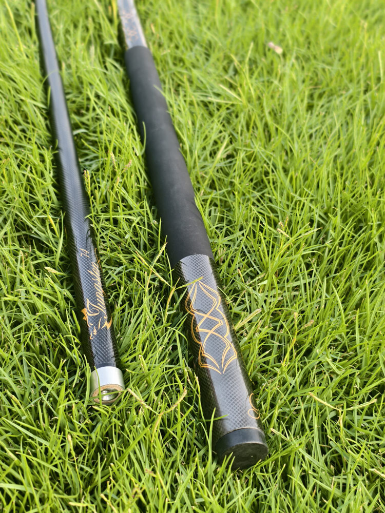pool table cue sticks  - 2