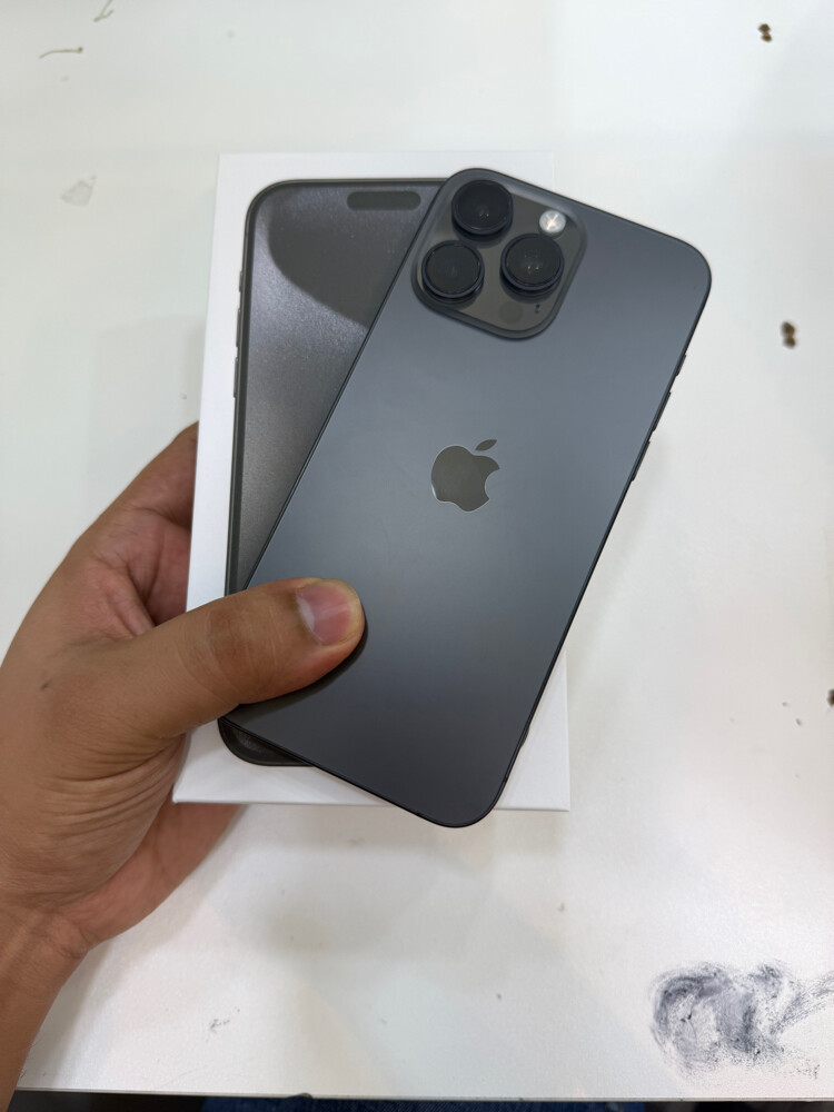 Iphone 15 Pro Max - 2