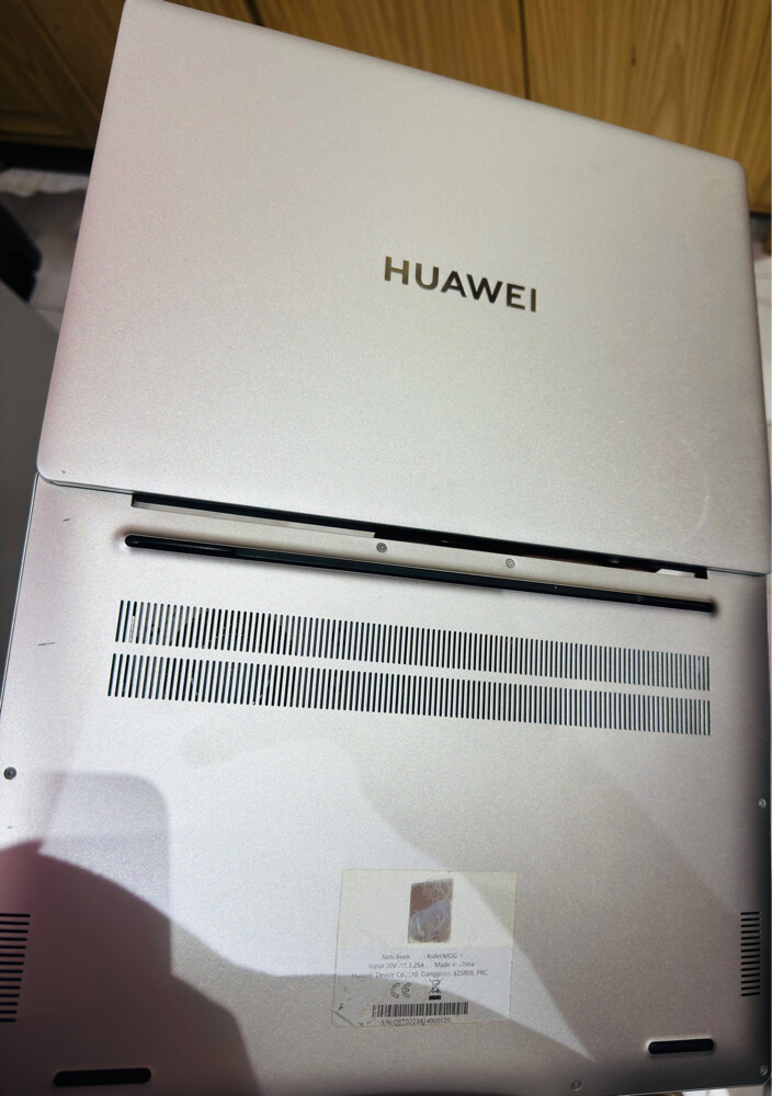 Huawei Matebook 16GB 1TB Core i7 - 3