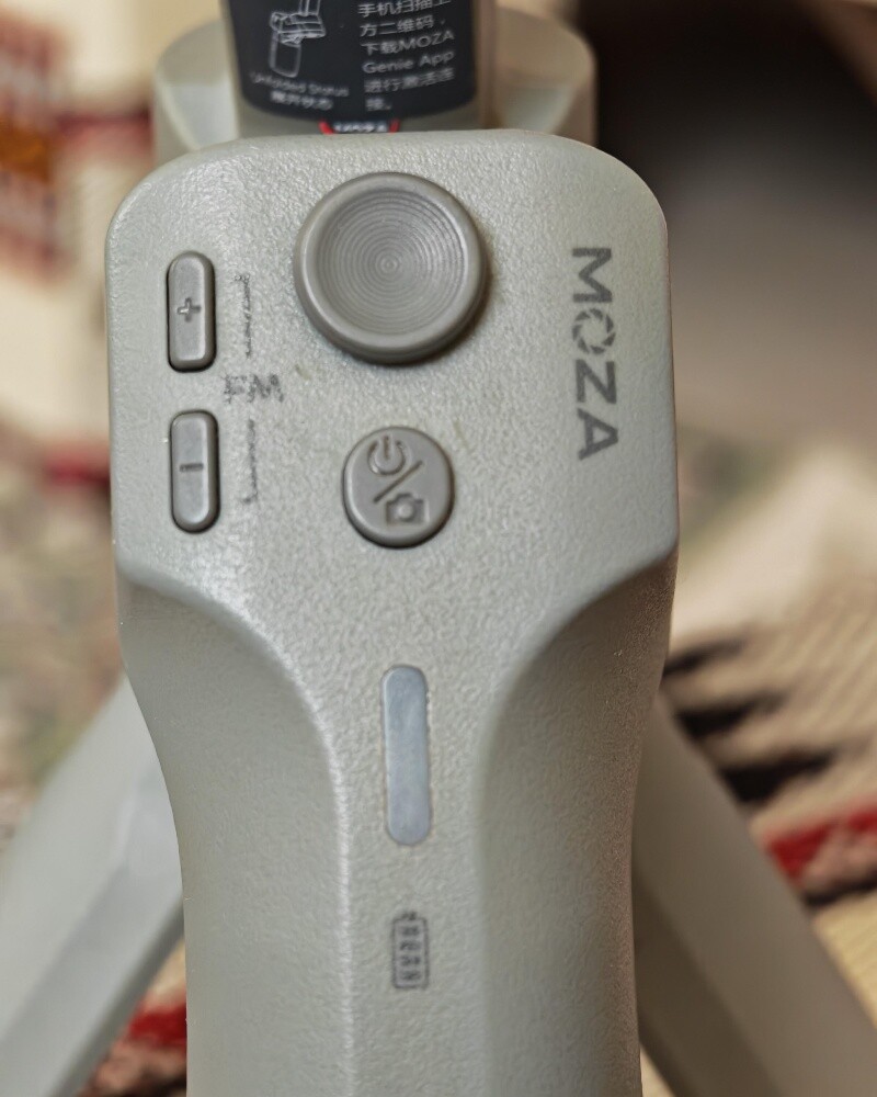 MOZA Mini MX smartphone gimbal - 10