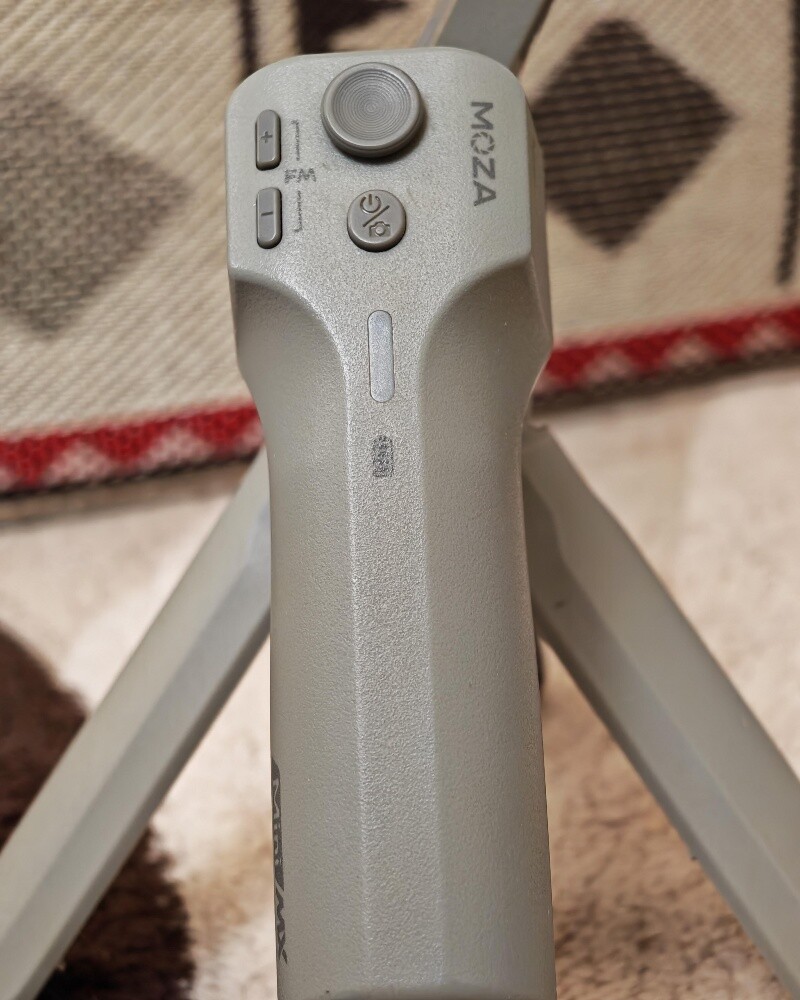 MOZA Mini MX smartphone gimbal - 9