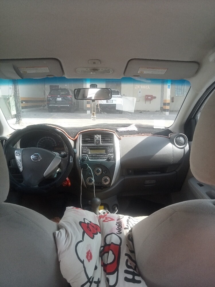 Nissan sunny 2016 - 9
