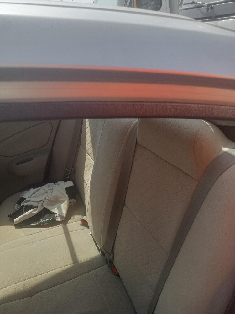 Nissan sunny 2016 - 8