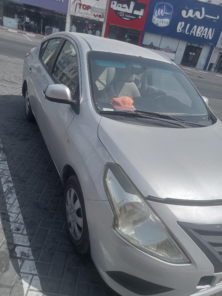 Nissan sunny 2016 - 5