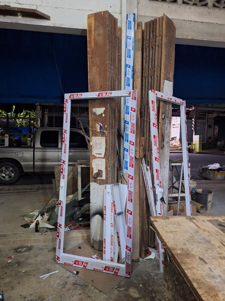 Glass & Aluminium Works Etc - 7