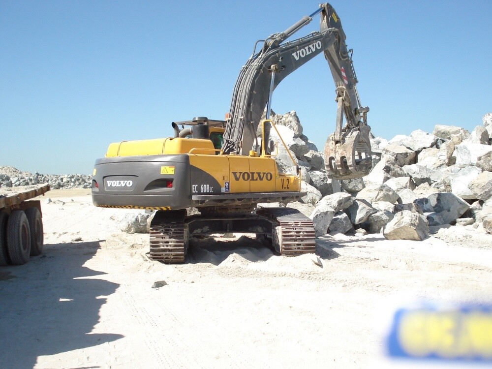 Volvo excavator parts for sale - 1