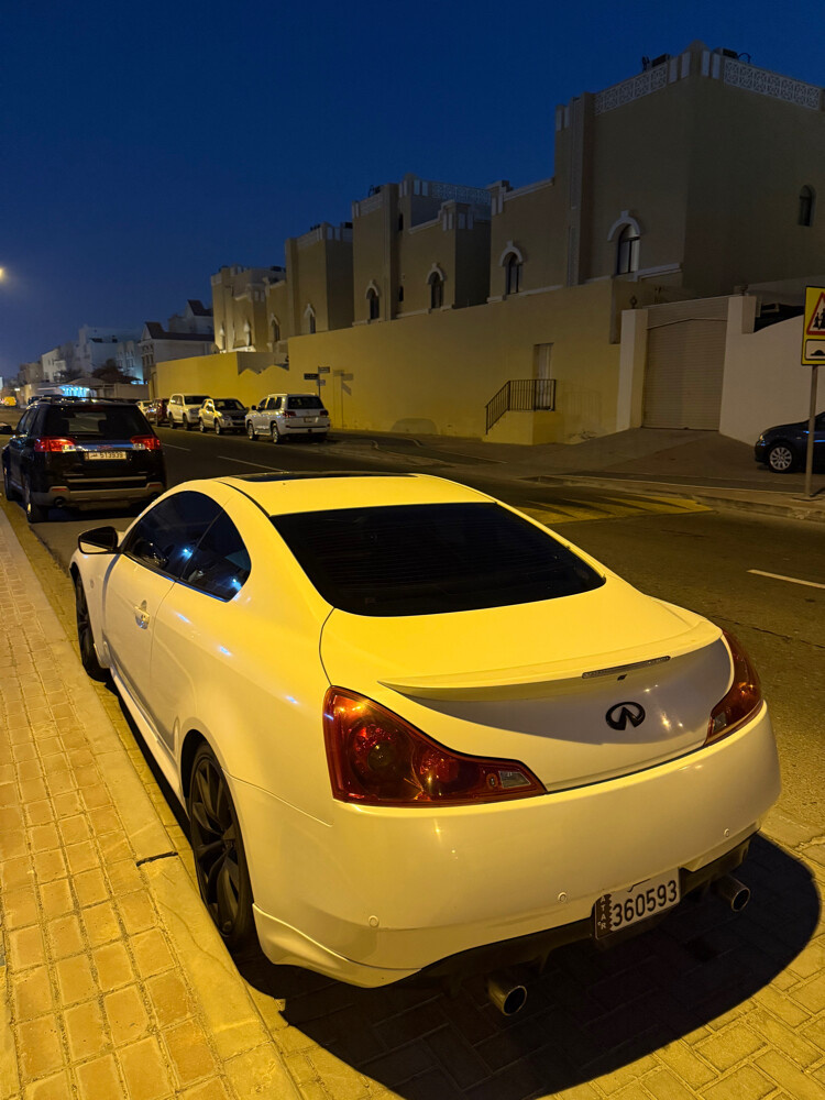 انفنتي جي ٣٧ - 1