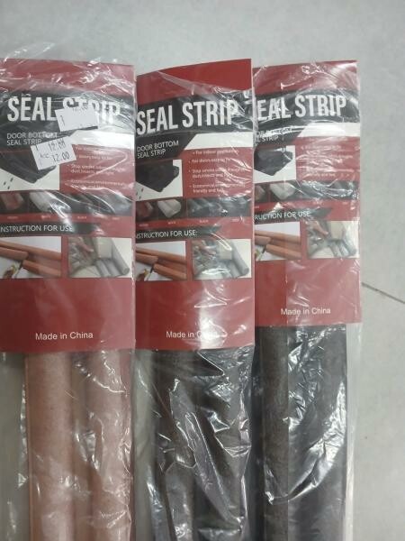 BOTTOM DOOR SEAL STRIP - 2