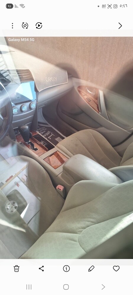 Toyota Camry in Excellent Condition - 4