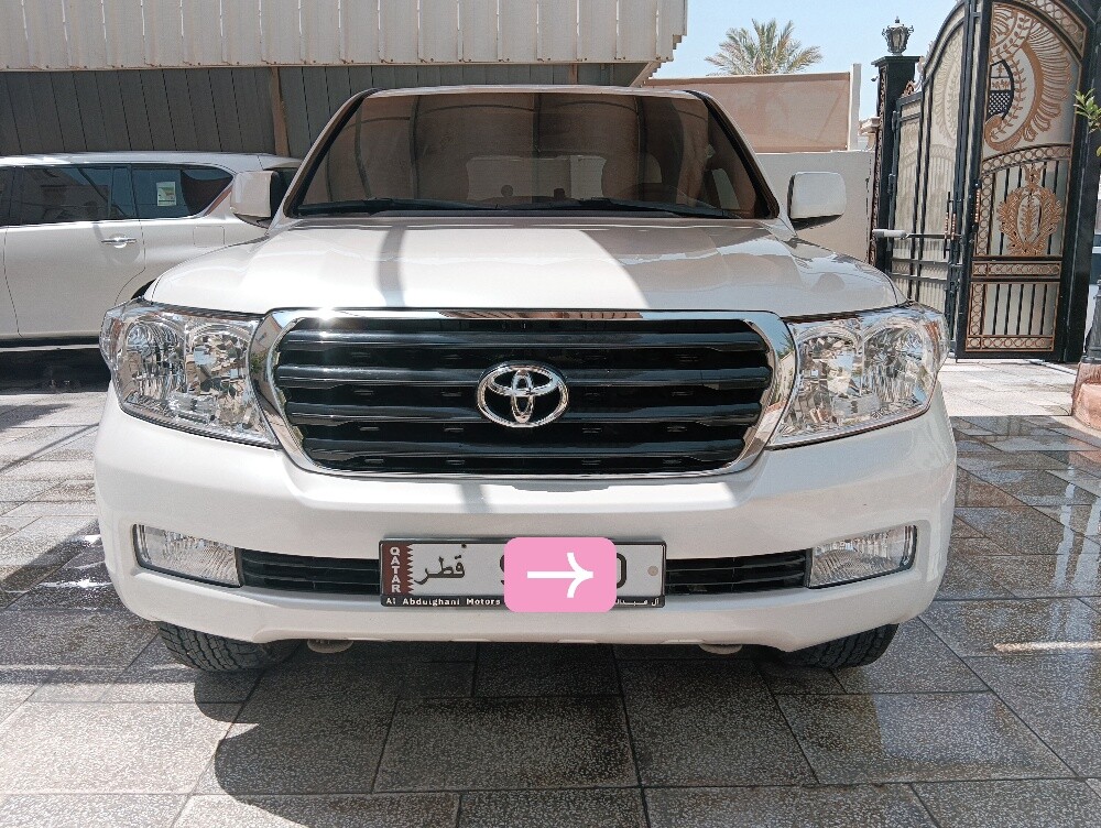 Toyota Land Cruiser - 1