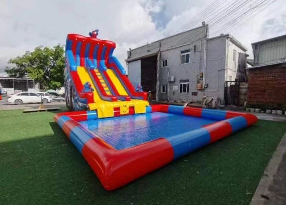 Slide, bounce and swimming pool - 23