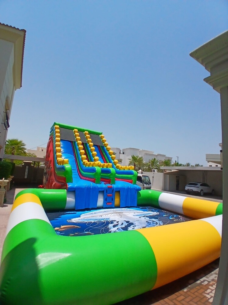 Slide, bounce and swimming pool - 2