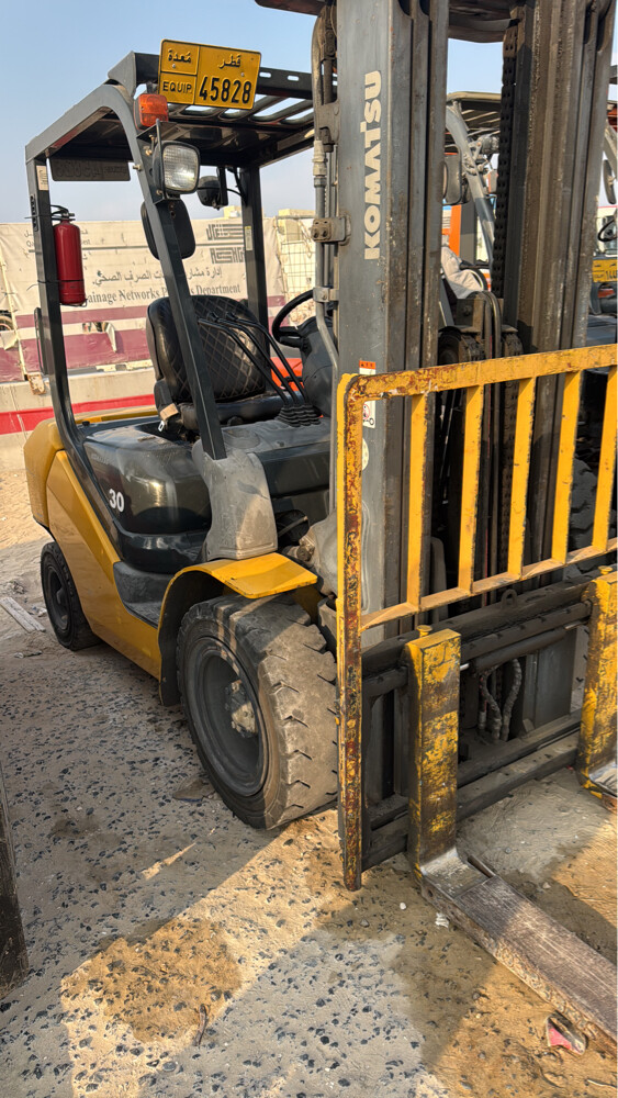forklift 3 ton 4:70 meter hight  - 2