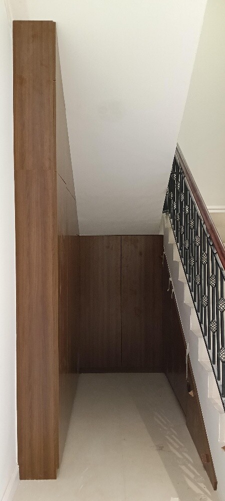 cabinet - 1