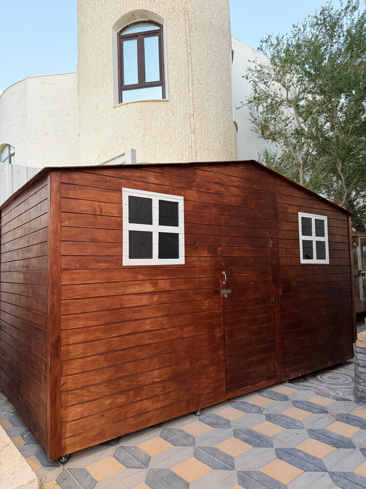New big Dog house  - 1