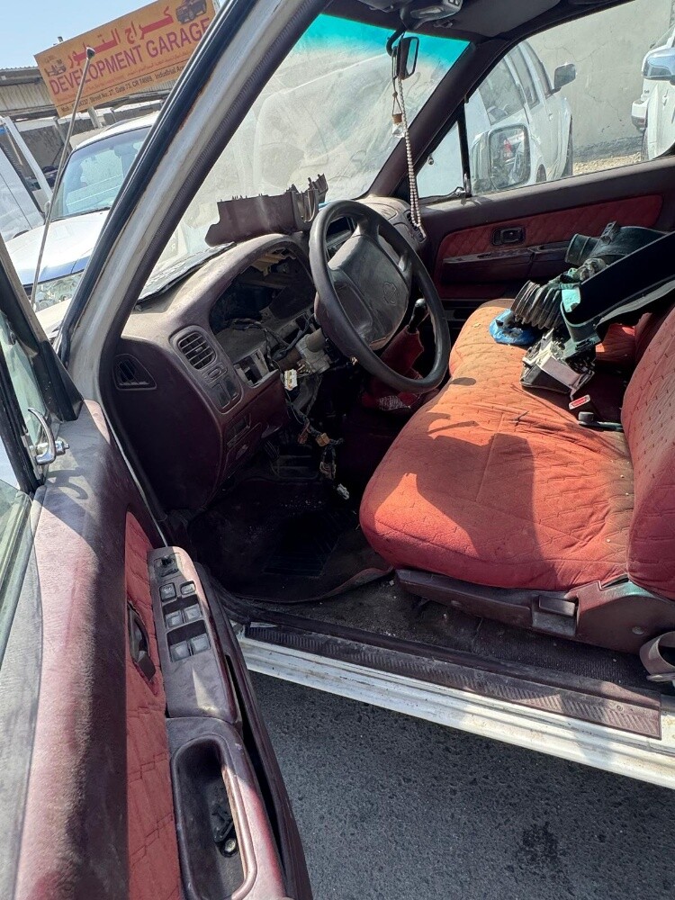 Nissan Pickup Double cabin 2008 - 8