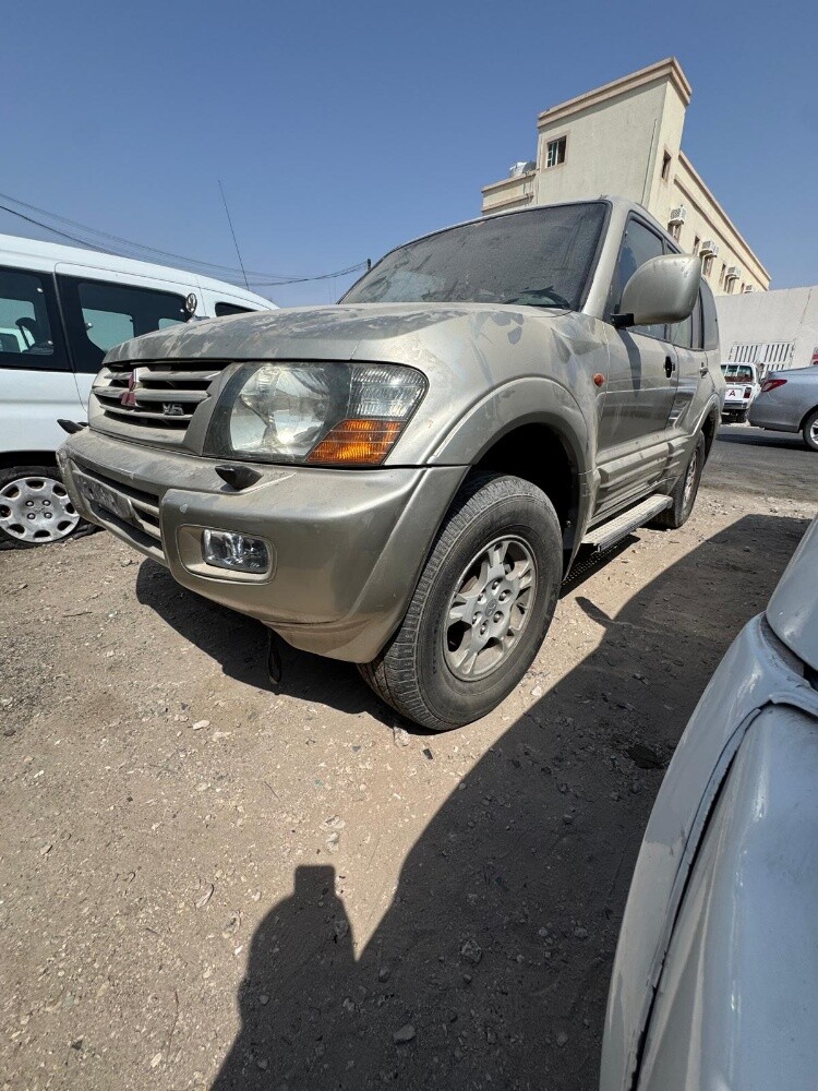 Mitsubishi Pajero 2002 - 5