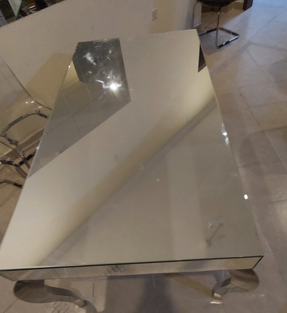 Dinning table from The One - 2