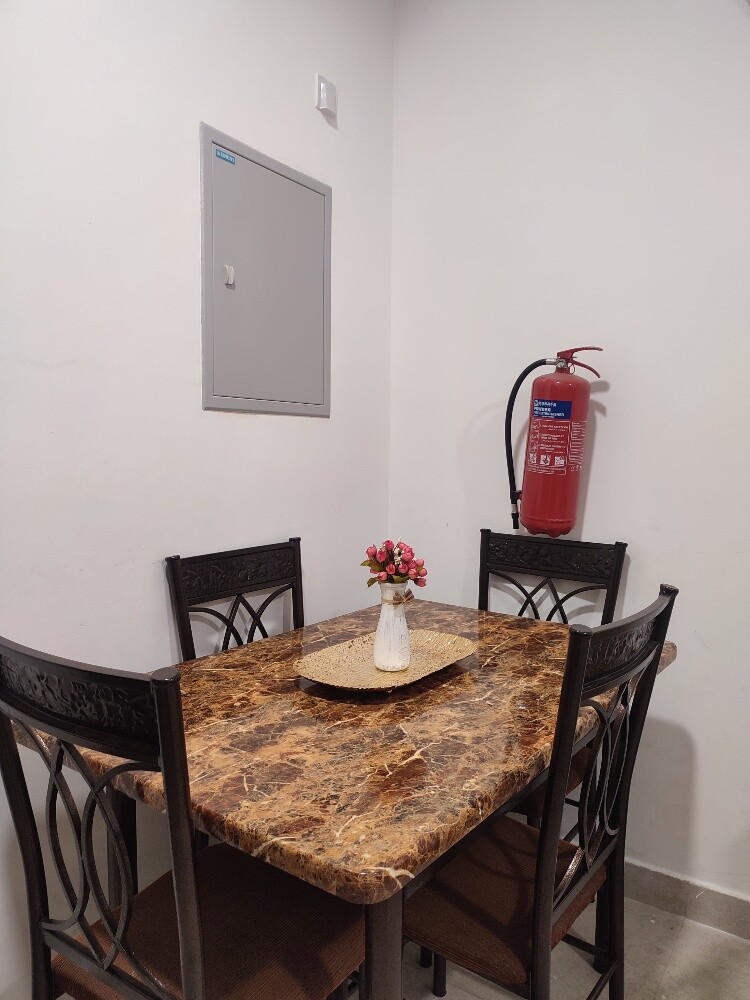 small dining table with 4 chairs - 1