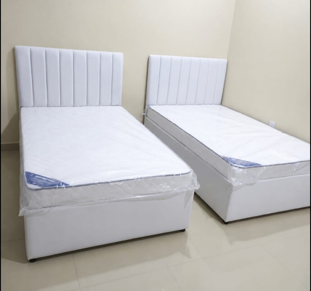 Bed or matrass available - 5