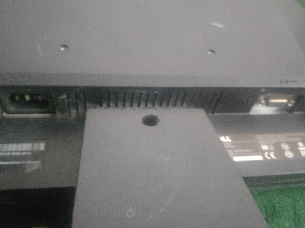 It just needs cleaning - 3