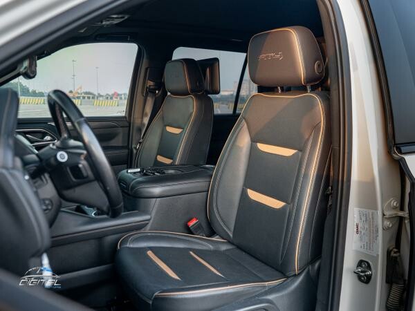 GMC Yukon AT4 - 10
