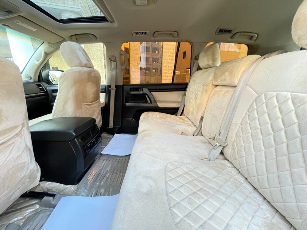 Toyota Land Cruiser VXR 2009    - 7