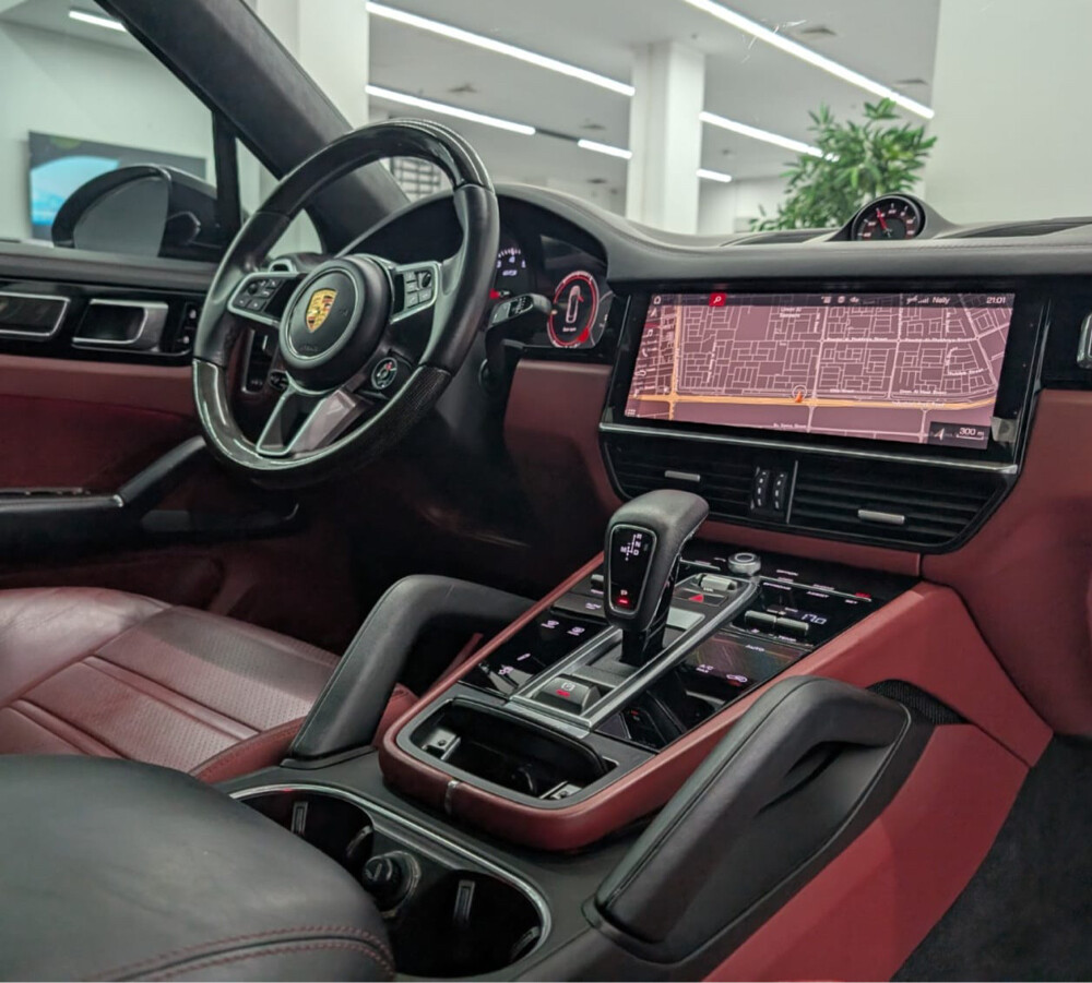 2021 Porsche Cayenne GTS - 7