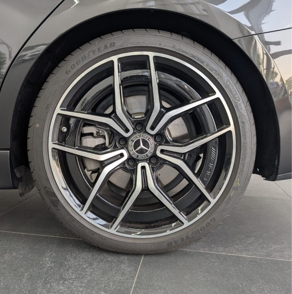 2024 Mercedes C300 - 9