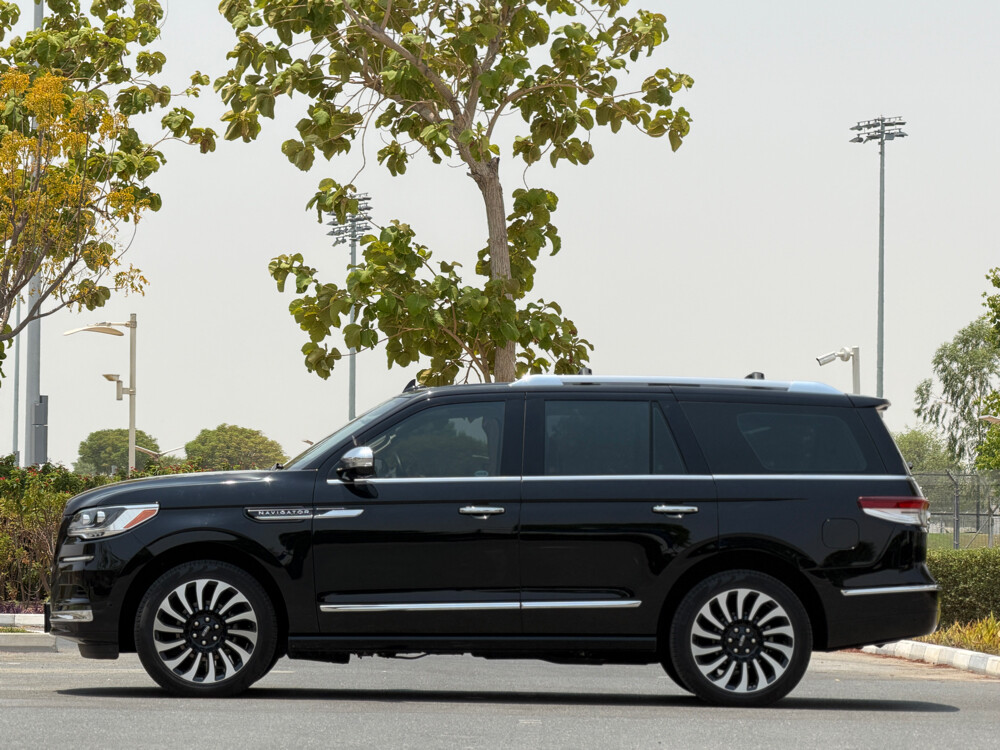 Lincoln Navigator - 7