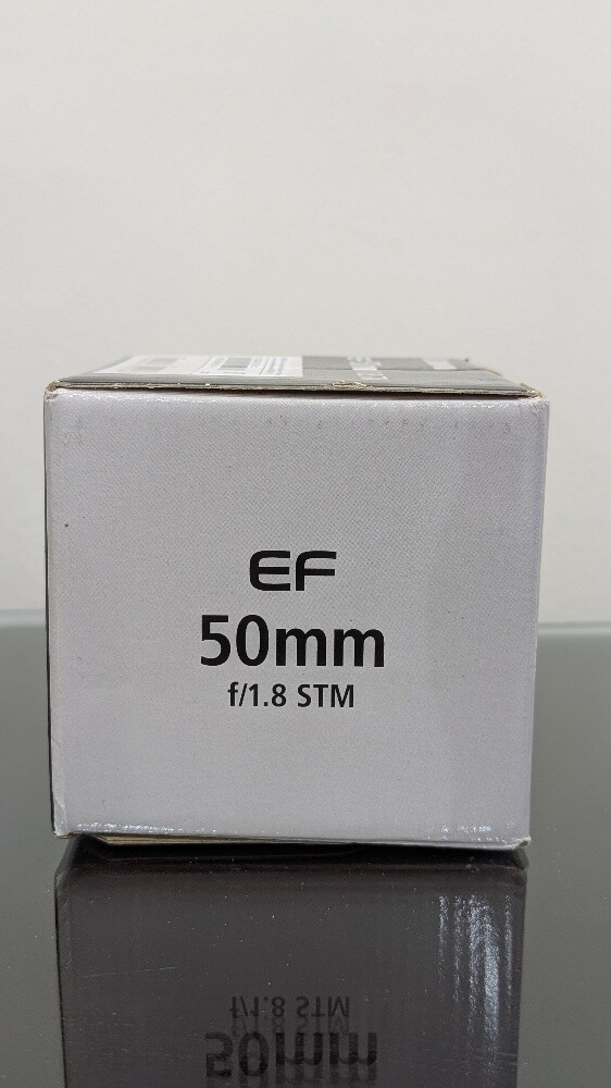 Canon EF 50mm f/1.8 - 2
