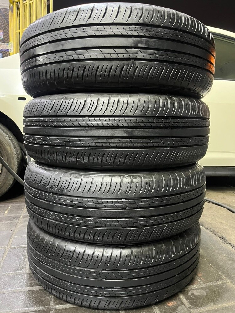 215-60-17,,,,,Dunlop brand - 2