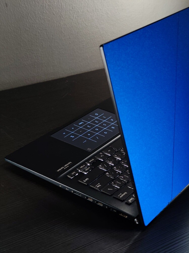 AMD RAYEN 7ram 16gb ssd512 - 5