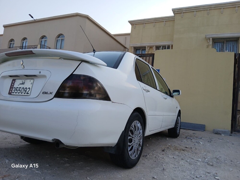 ميتسوبيشي لانسر - 1